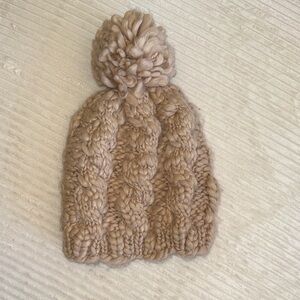 Beige Chunky Knit Beanie